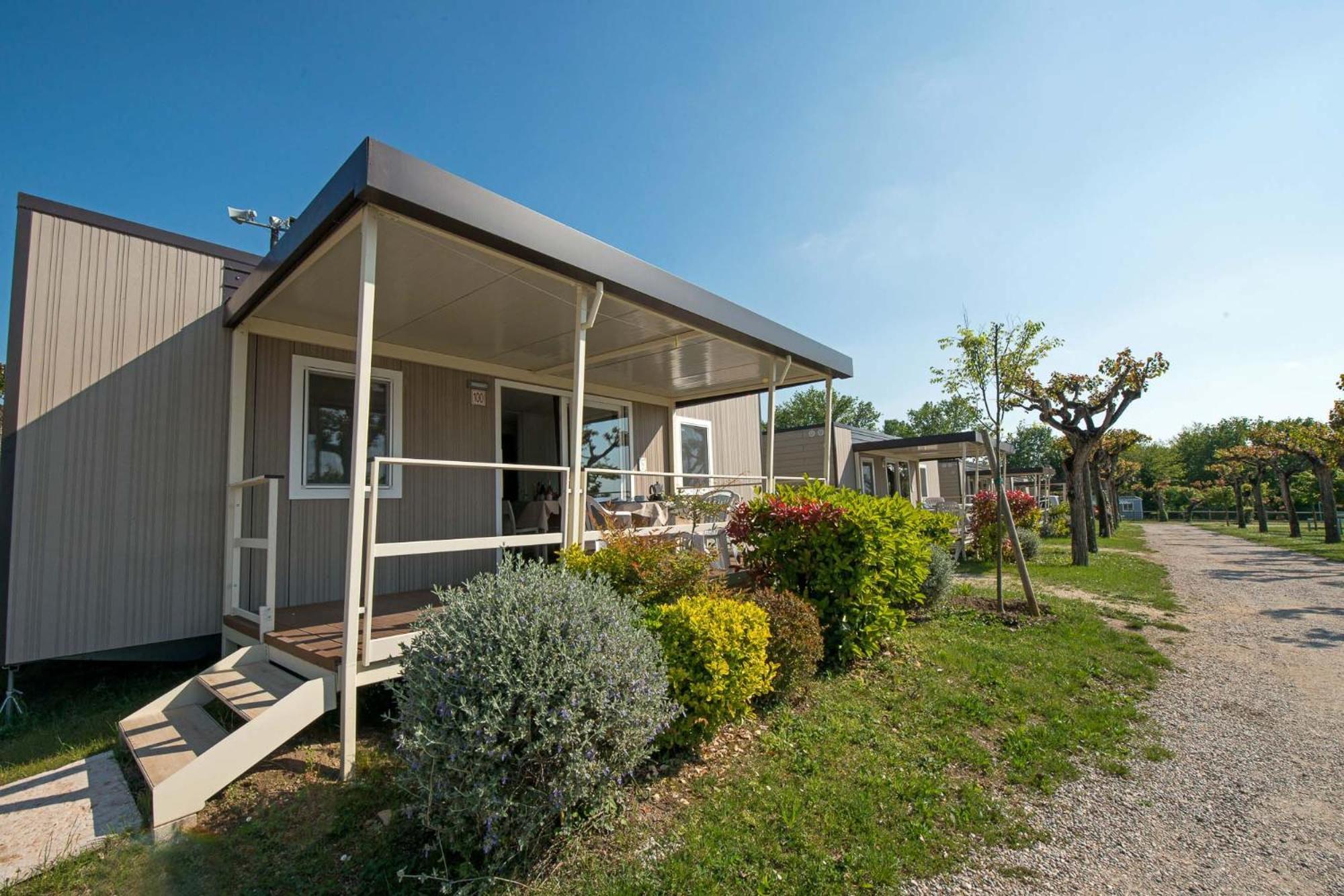 לאזיסה Camping Belvedere מראה חיצוני תמונה