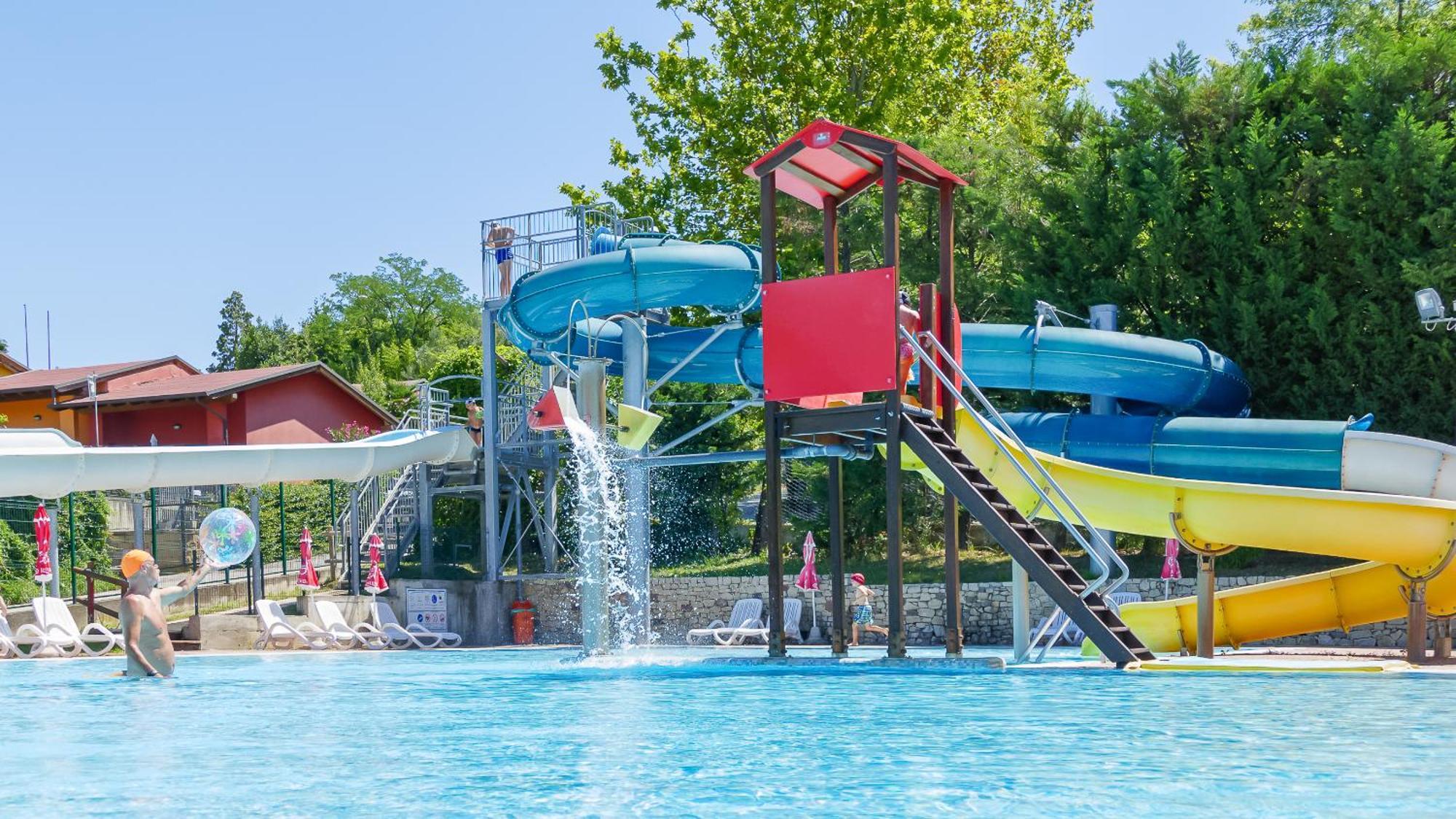 לאזיסה Camping Belvedere מראה חיצוני תמונה