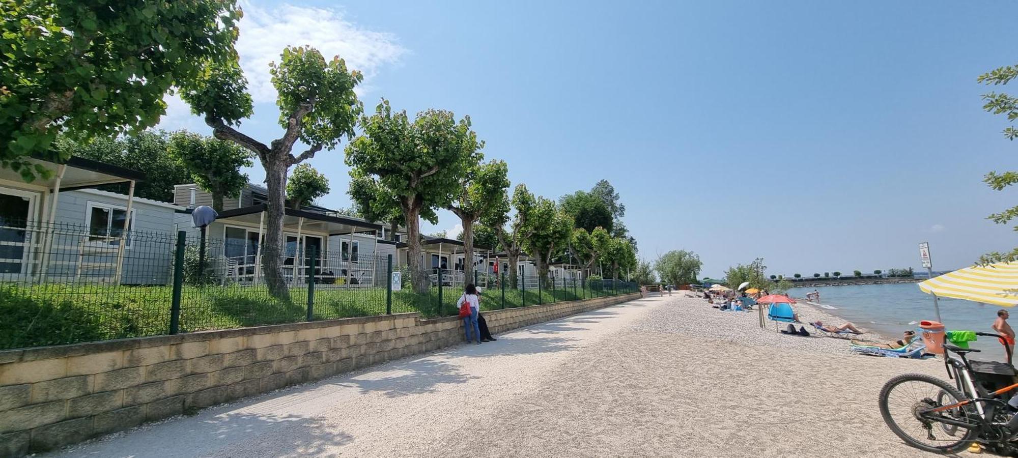 לאזיסה Camping Belvedere מראה חיצוני תמונה