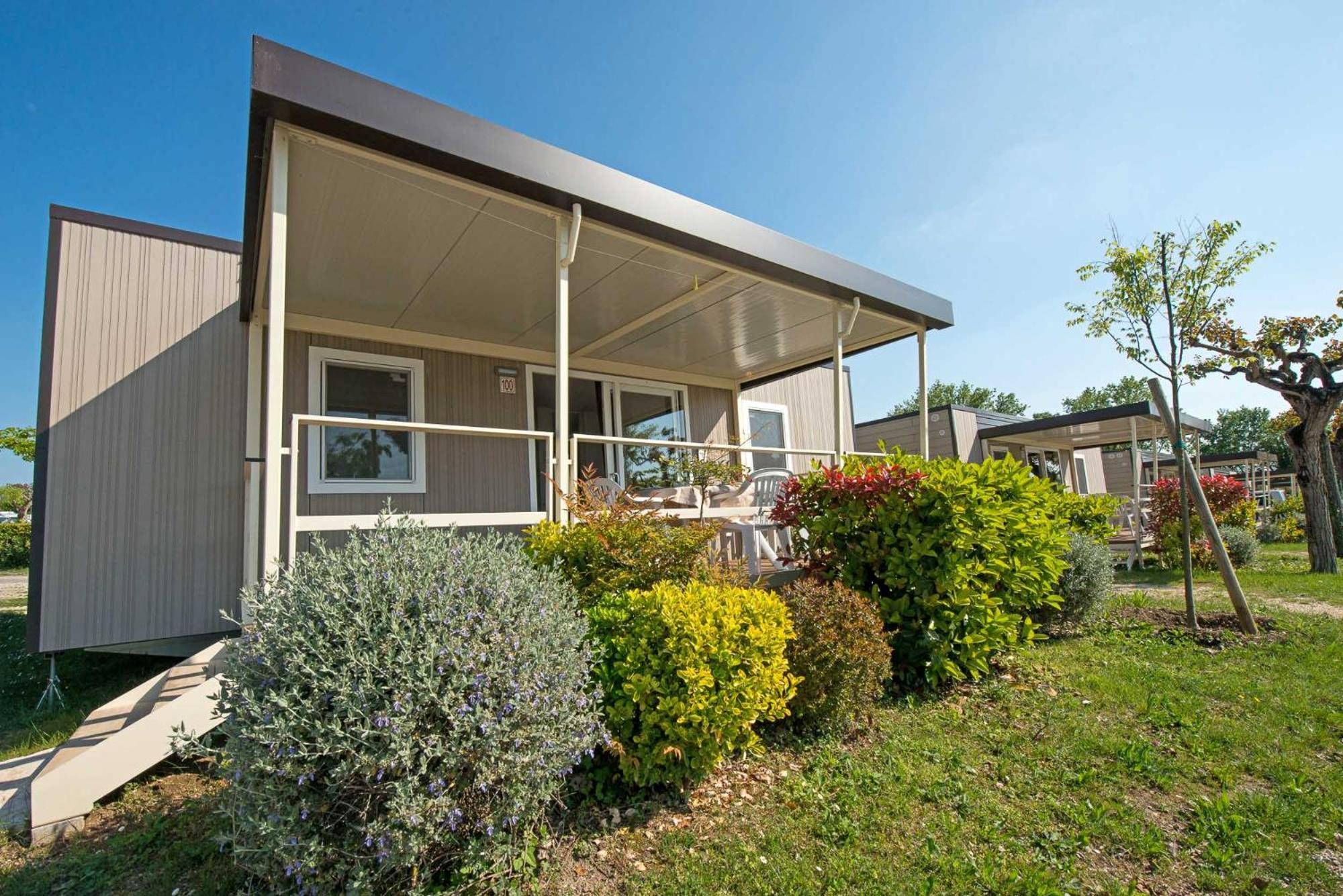 לאזיסה Camping Belvedere מראה חיצוני תמונה