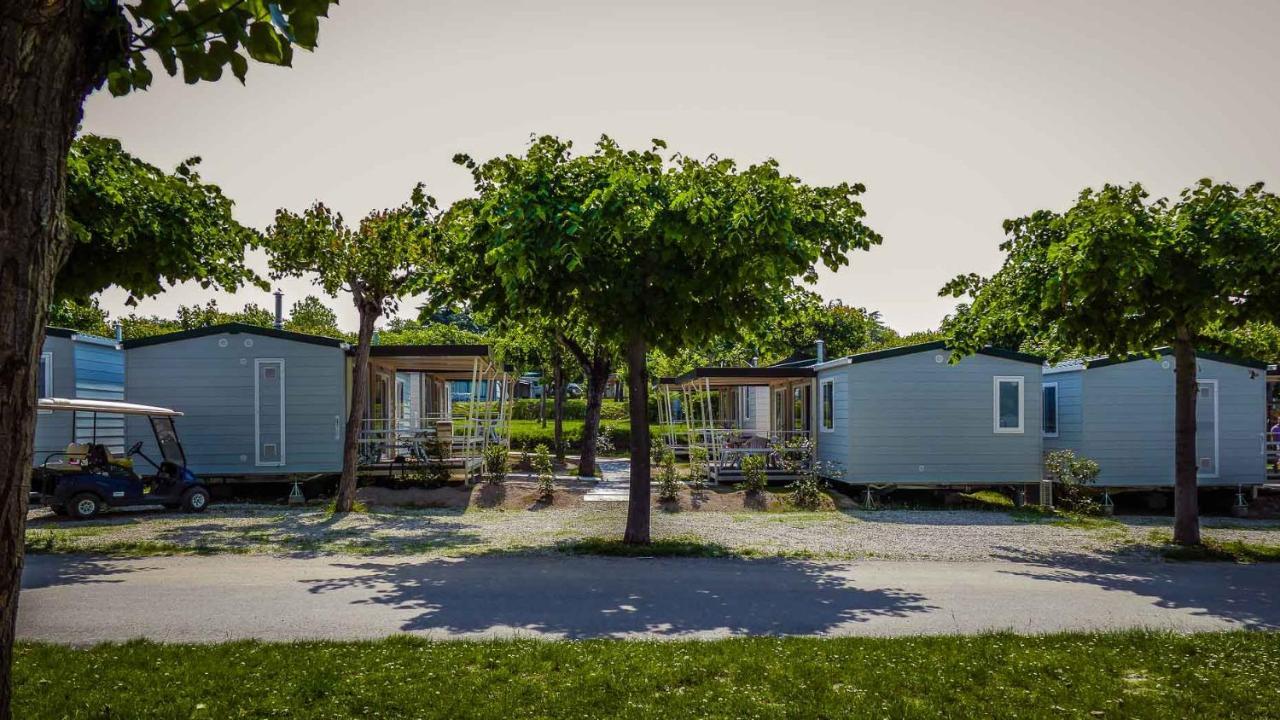 לאזיסה Camping Belvedere מראה חיצוני תמונה