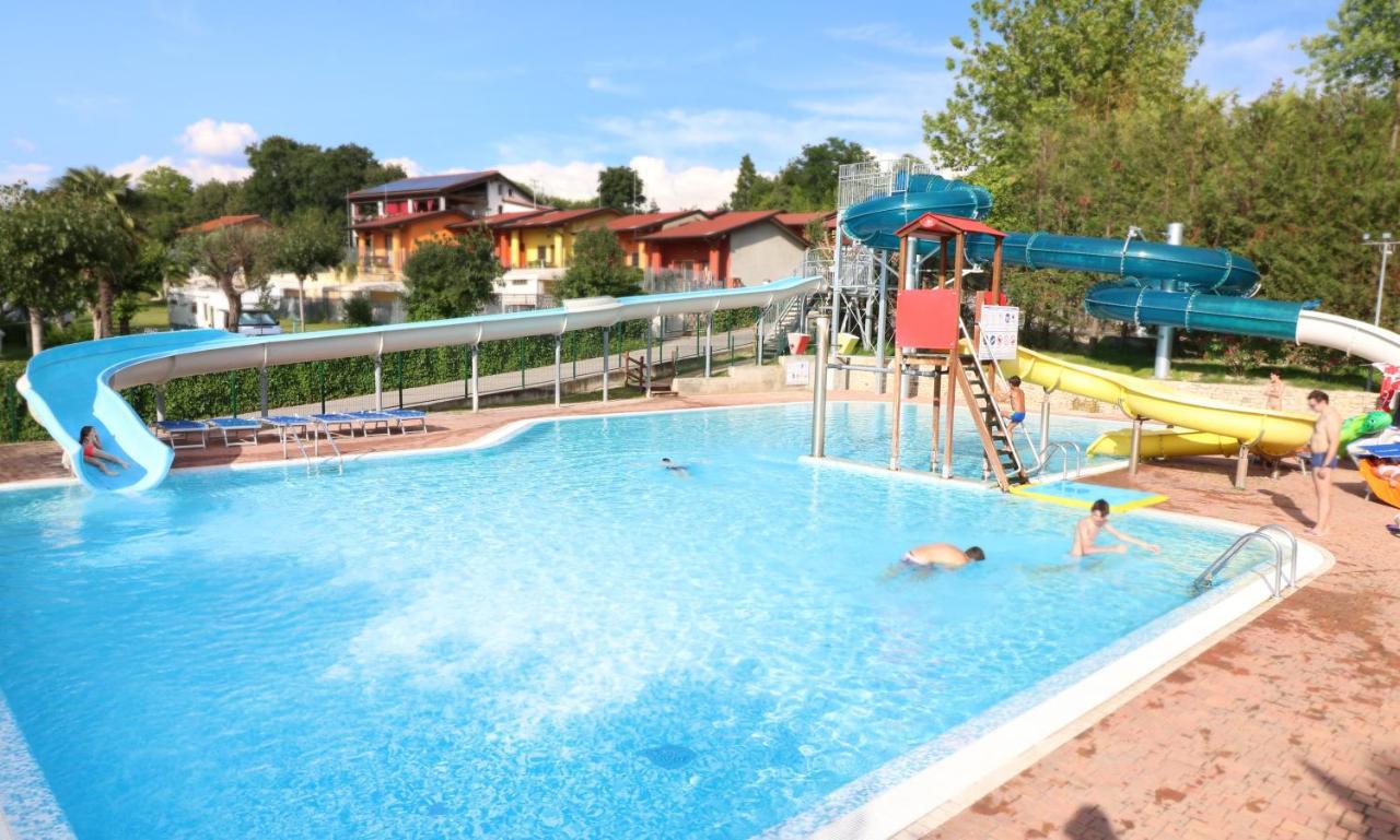 לאזיסה Camping Belvedere מראה חיצוני תמונה